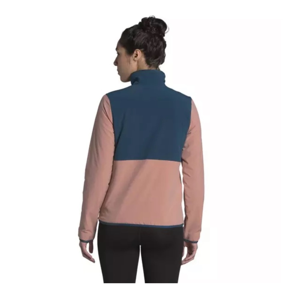 The North Face Women's Cragmont Fleece
1/4 Snap Pullover - Size: Medium NWOT - Picture 4 of 14